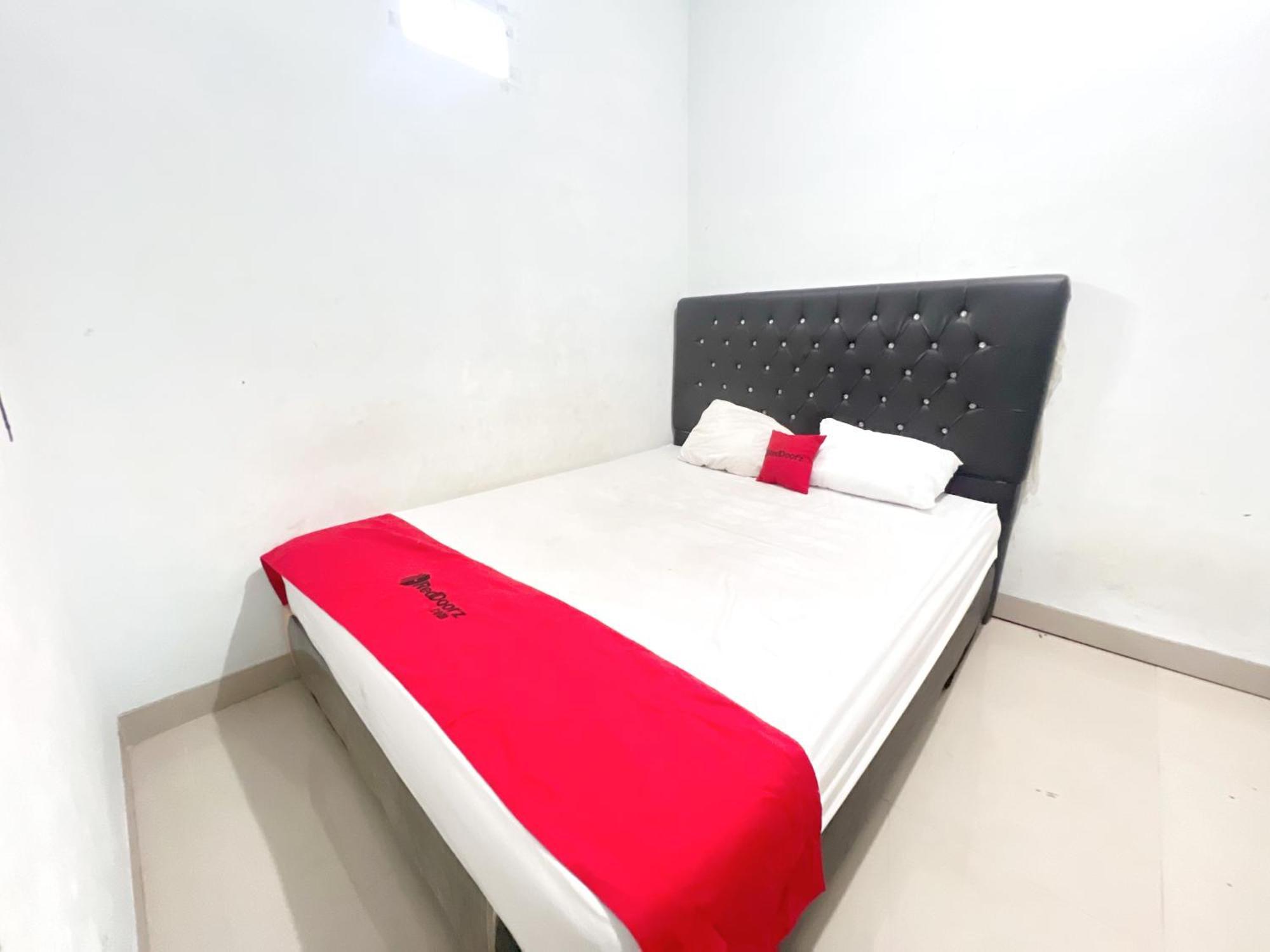 Reddoorz At Kay Residence Waydadi Lampung Bandar Lampung Exterior foto